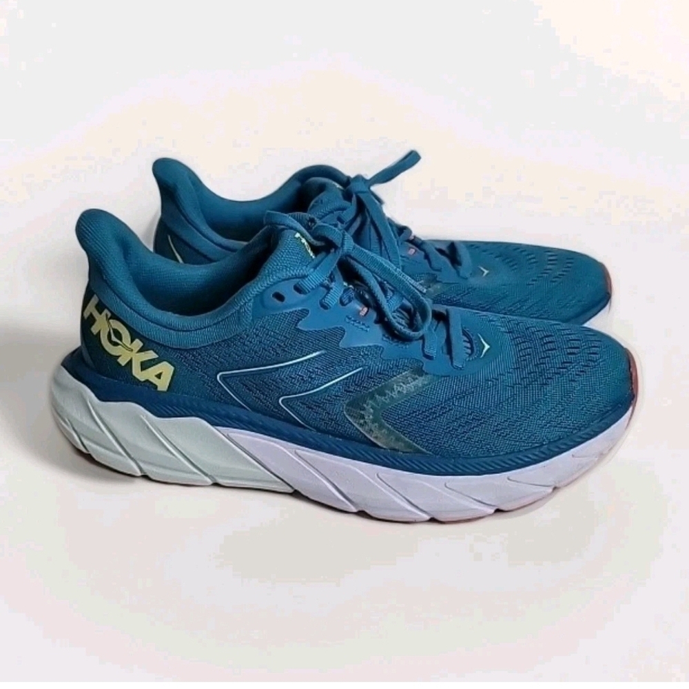 Hoka Arahi 5 Women's Running Shoes